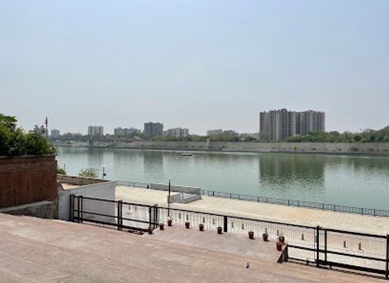 india/ahmedabad/landmark/sabarmati-riverfront
