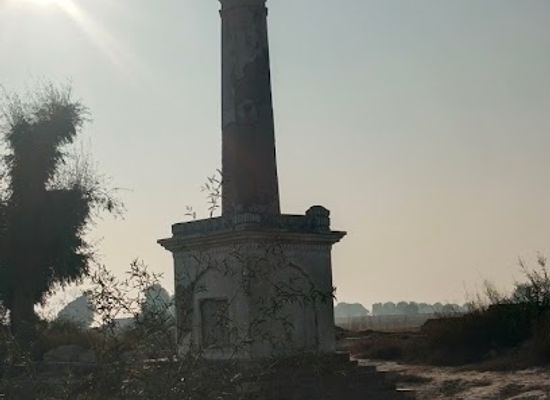 pakistan/central-punjab/landmark/pia-first-plane-crash-monument