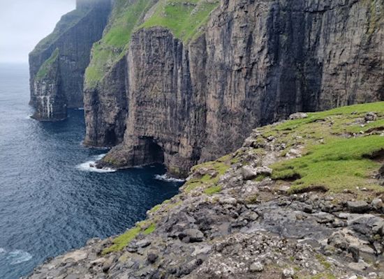 faroe-islands/skuvoy/landmark/asmundarstakkur