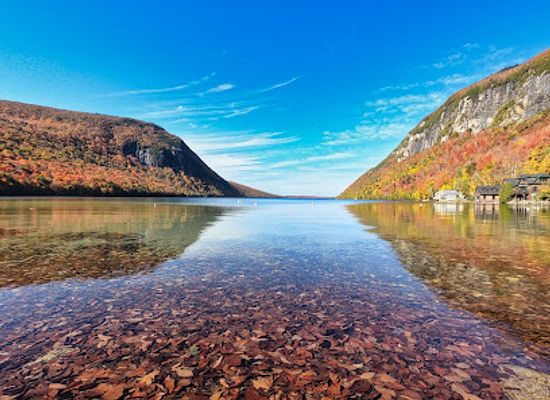 vermont/essex-county/landmark/lake-willoughby