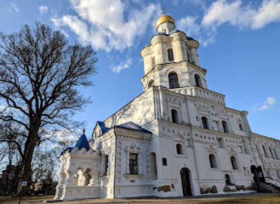ukraine/chernihiv/landmark/chernihiv-collegium