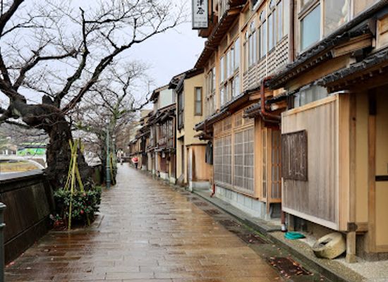 japan/kaga/landmark/kazuemachi-chaya-district