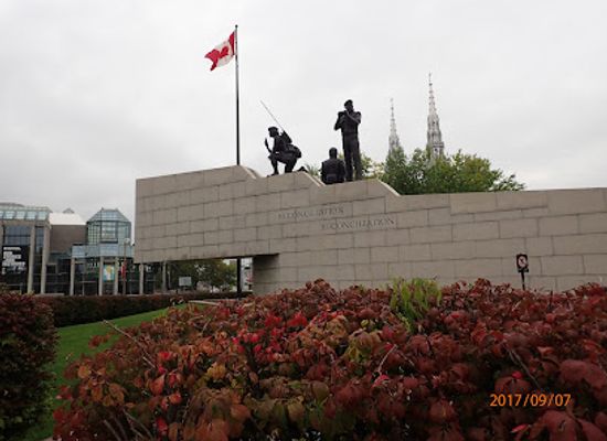 canada/ottawa/landmark/reconciliation-the-peacekeeping-monument