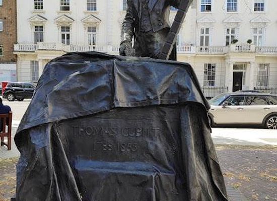 united-kingdom/london/landmark/thomas-cubitt-statue
