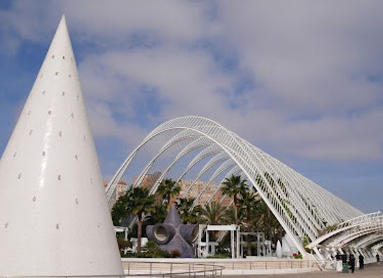 spain/valencian-community/landmark/jardin-del-turia