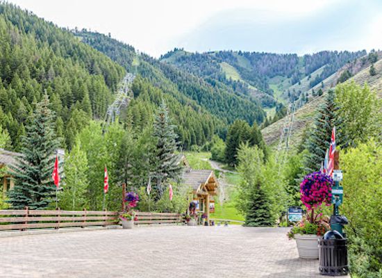 idaho/ketchum/landmark/sun-valley-resort