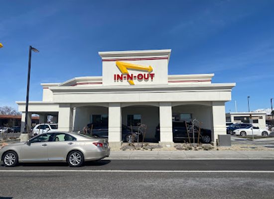 utah/logan/landmark/in-n-out-burger