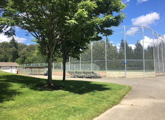 washington/bellevue/wilburton/landmark/field-1-at-wilburton-hill-park