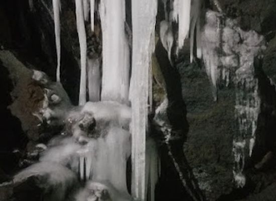 idaho/sawtooth/landmark/shoshone-ice-caves