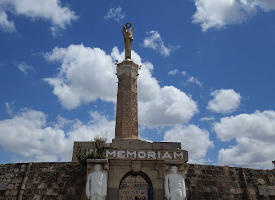 madagascar/analamanga/landmark/monument-de-l-ange-noir