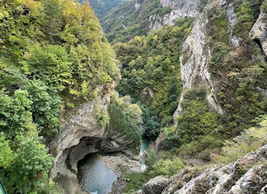 georgia/racha-lechkhumi-and-kvemo-svaneti/landmark/adventure-camping
