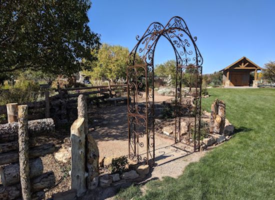 colorado/montrose/landmark/montrose-botanic-gardens