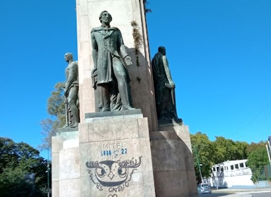 argentina/la-plata/landmark/monument-to-bartolome-mitre