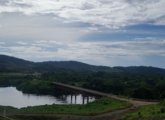 suriname/brokopondo-district/landmark/brokopondo-meer-viewpoint