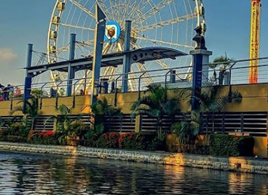 ecuador/guayaquil/malecon-2000/landmark/la-perla