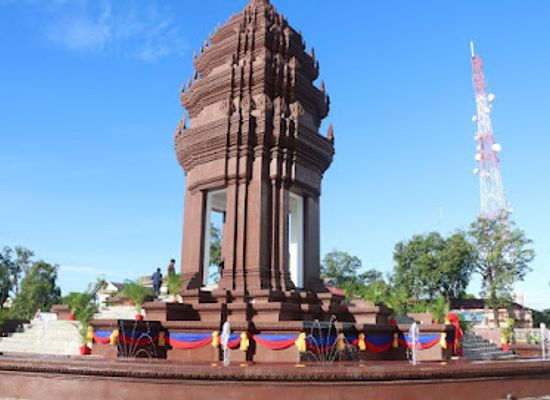 cambodia/battambang-province/landmark/independence-monument