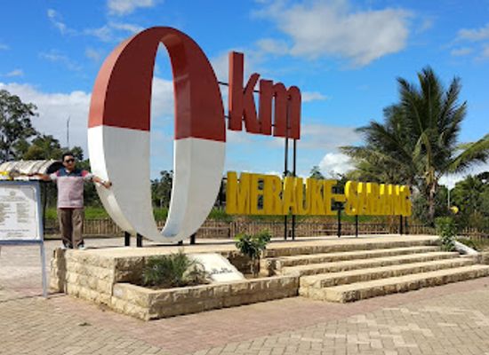 indonesia/central-papua/landmark/tugu-0-km-merauke-sabang