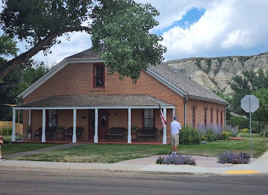 north-dakota/red-river-valley/landmark/von-hoffman-house