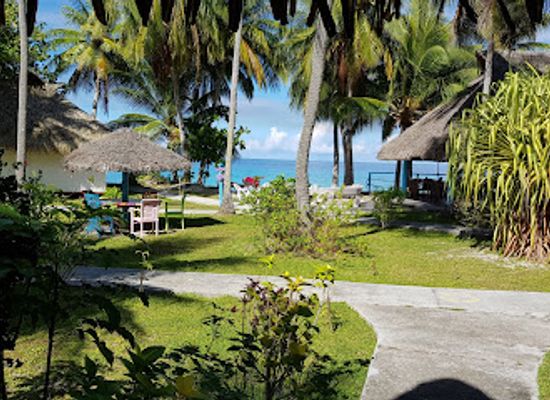 french-polynesia/rangiroa/landmark/raira-lagon-hotel