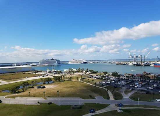 florida/cape-canaveral/landmark/canaveral-lighthouse-tour