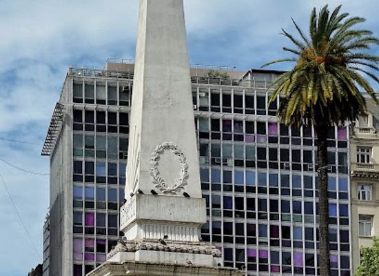 argentina/buenos-aires/landmark/piramide-de-mayo