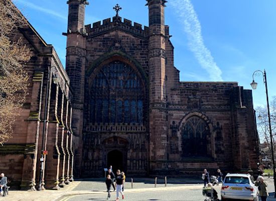 united-kingdom/chester/attraction/chester-town-hall-square