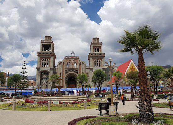 peru/huaraz/landmark/trivio-resto-bar