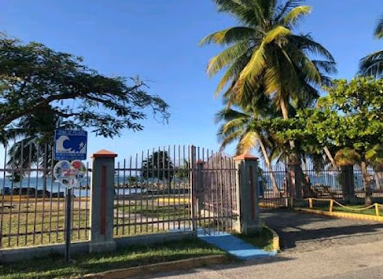 puerto-rico/dorado/landmark/la-villa-de-lester