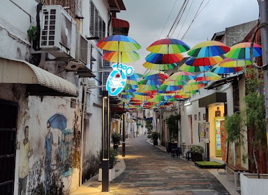 malaysia/george-town/armenian-street/landmark/umbrella-alley