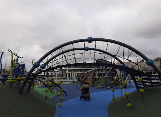 indiana/south-bend/river-park/landmark/howard-park