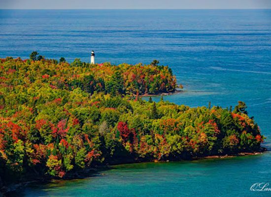 michigan/pictured-rocks-national-lakeshore/landmark/au-sable-light-station