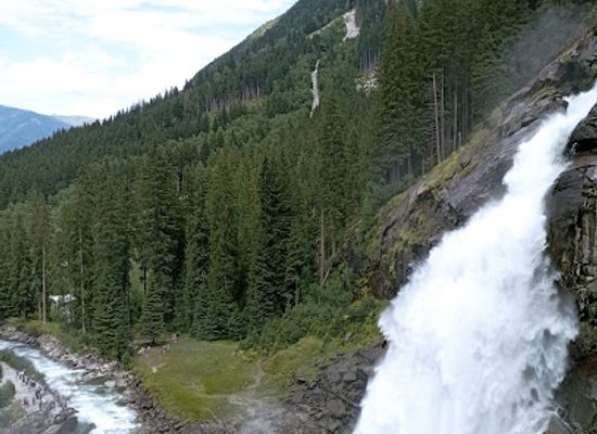 austria/kitzbuhel-alps/landmark/parking-p3-krimml-waterfalls