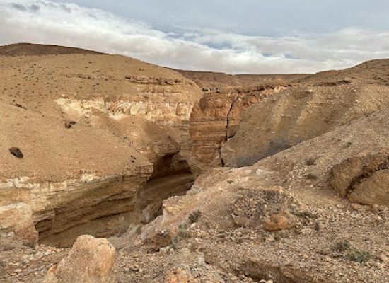tunisia/tamerza/landmark/tamaghza-canyons