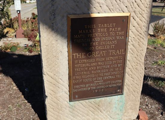 ohio/maumee-valley/landmark/great-trail-stone-marker
