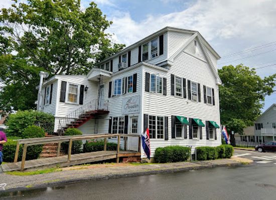 maine/saco/landmark/fernleaf-bakery-and-coffee-house