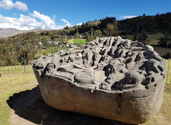 peru/apurimac/landmark/complejo-arqueologico-saywite