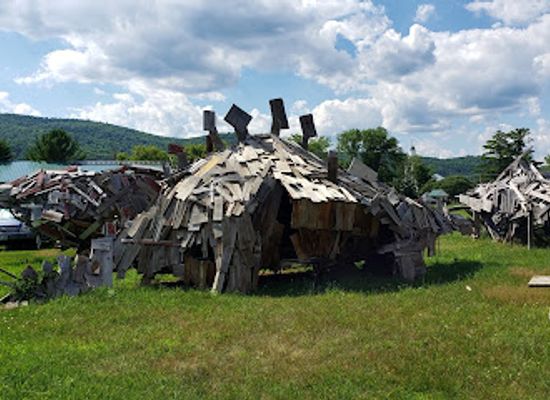 vermont/upper-valley/landmark/vermontasaurus