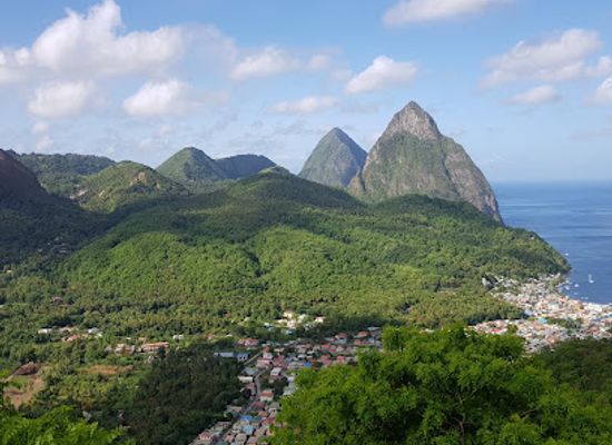 saint-lucia/castries-quarter/landmark/evergreen-st-lucia
