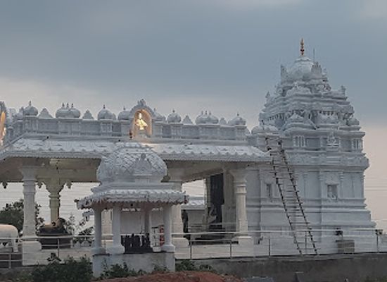 india/telangana/landmark/kuntala-water-falls