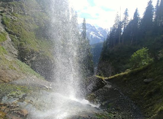 switzerland/murren/landmark/wasserfall-sprutz