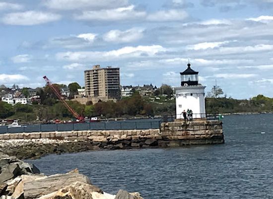 maine/portland/landmark/spring-point-ledge-lighthouse