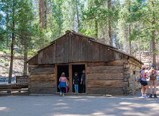 california/sierra-nevada/landmark/gamlin-cabin