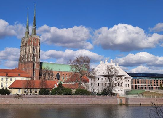 poland/wroclaw/krzyki/landmark/bastion-ceglarski
