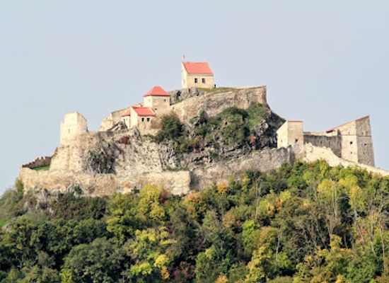 romania/olt/landmark/rupea-citadel