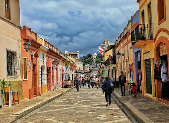 mexico/chiapas/san-cristobal-de-las-casas/landmark/andador-de-guadalupe