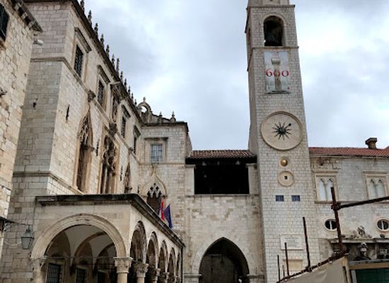 croatia/dubrovnik/old-town/landmark/clock-tower-of-dubrovnik