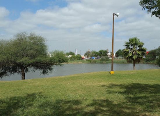 mexico/matamoros/landmark/laguito-de-la-3