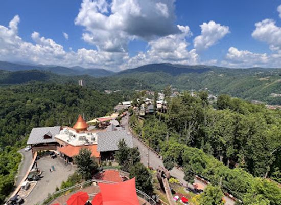 tennessee/gatlinburg/landmark/anavista-tower
