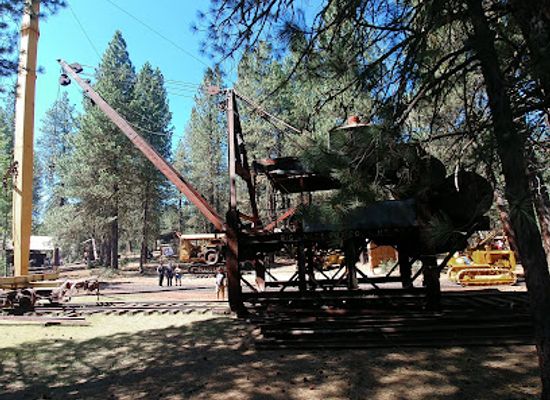oregon/klamath-basin/landmark/collier-memorial-state-park