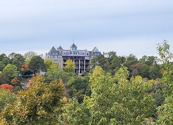 arkansas/eureka-springs/landmark/eureka-springs-tram-tours